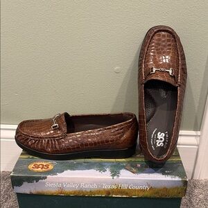 SAS Brown Leather Flats with Textured Finish